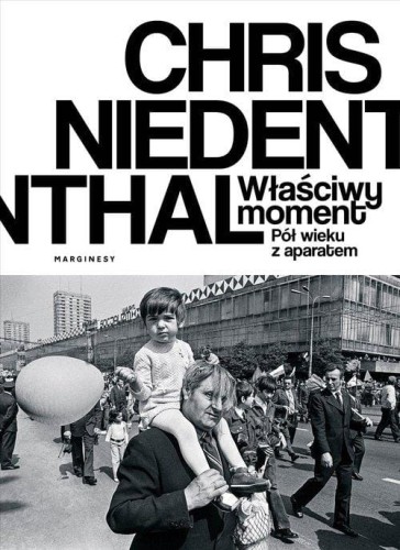 Właściwy moment Pół wieku z aparatem (Zapowiedź 2025-12-04)